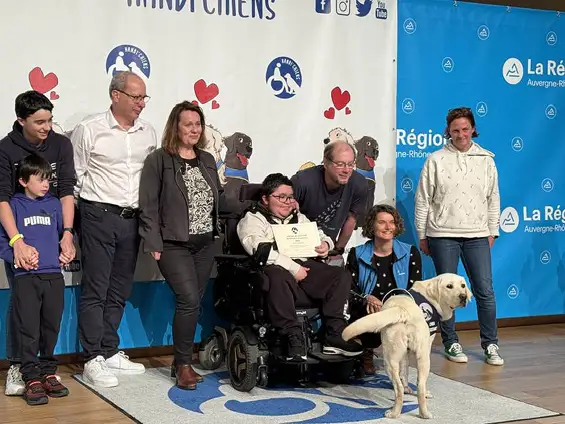 900 vies transformées : un hommage à Handi’chiens