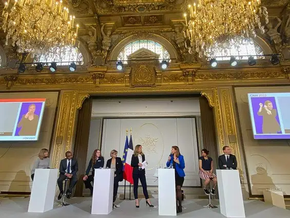Conférence nationale du handicap 2023 à l'Élysée