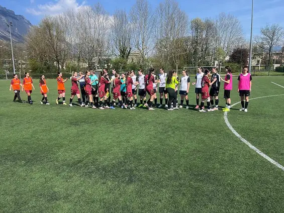 Foot féminin, quart de finale de la Coupe de l’Isère avec le U18F au stade Albert Batteux. Entente du Rachaiux VS l’Académie Féminine du Brion.