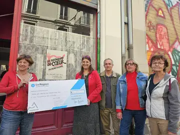 Relais Bébé de Grenoble et sa région — Du lait, des couches… et beaucoup d’amour : 37 872 € pour les tout-petits à Grenoble